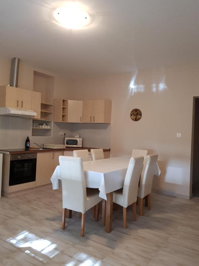 Klagya Vendeghaz Apartment Davod ภายนอก รูปภาพ
